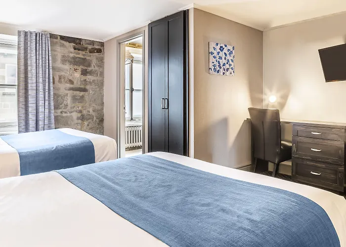 Hotel Louisbourg Quebec City